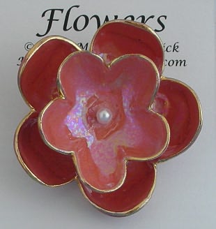 Flower Set - 1 med 1 sm-MOP & Gold