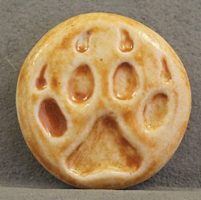 Sm Wolf Paw Button - Caramel - 2